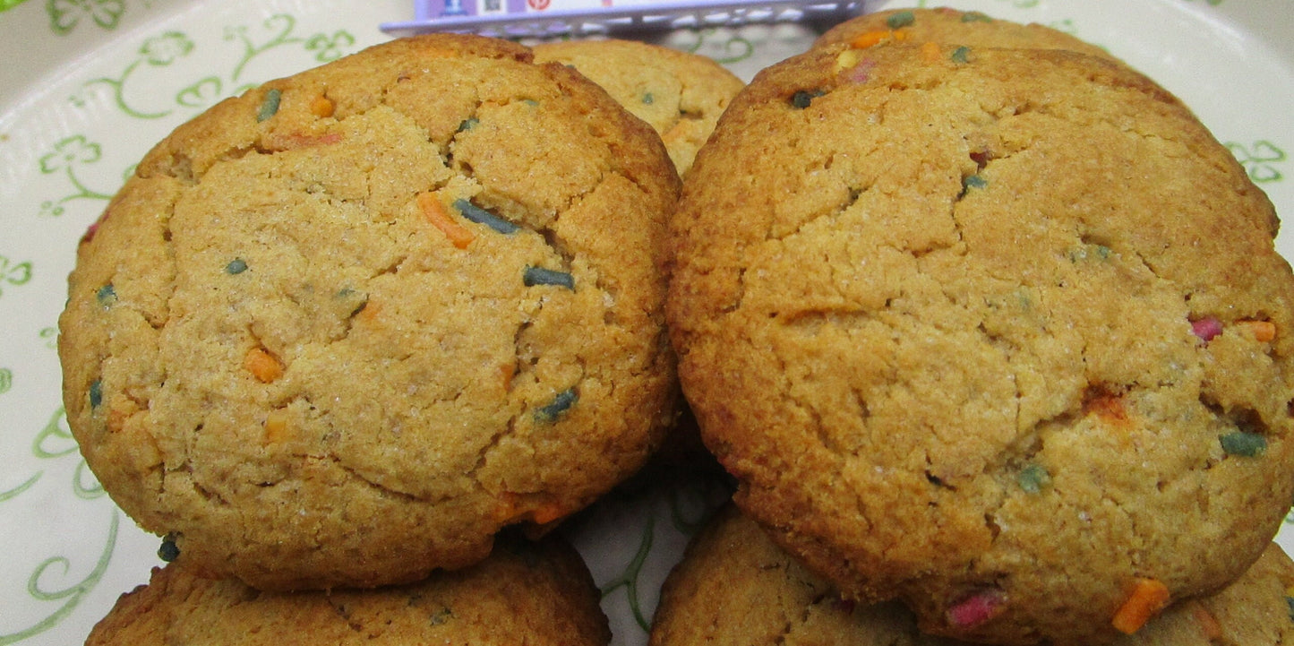 High Protein, Fitness Queen Cookie, Vanilla Birthday Cake, Vegan, Gluten Free, Dairy Free, Sugar Free, Anabolic, Collagen, Post Workout