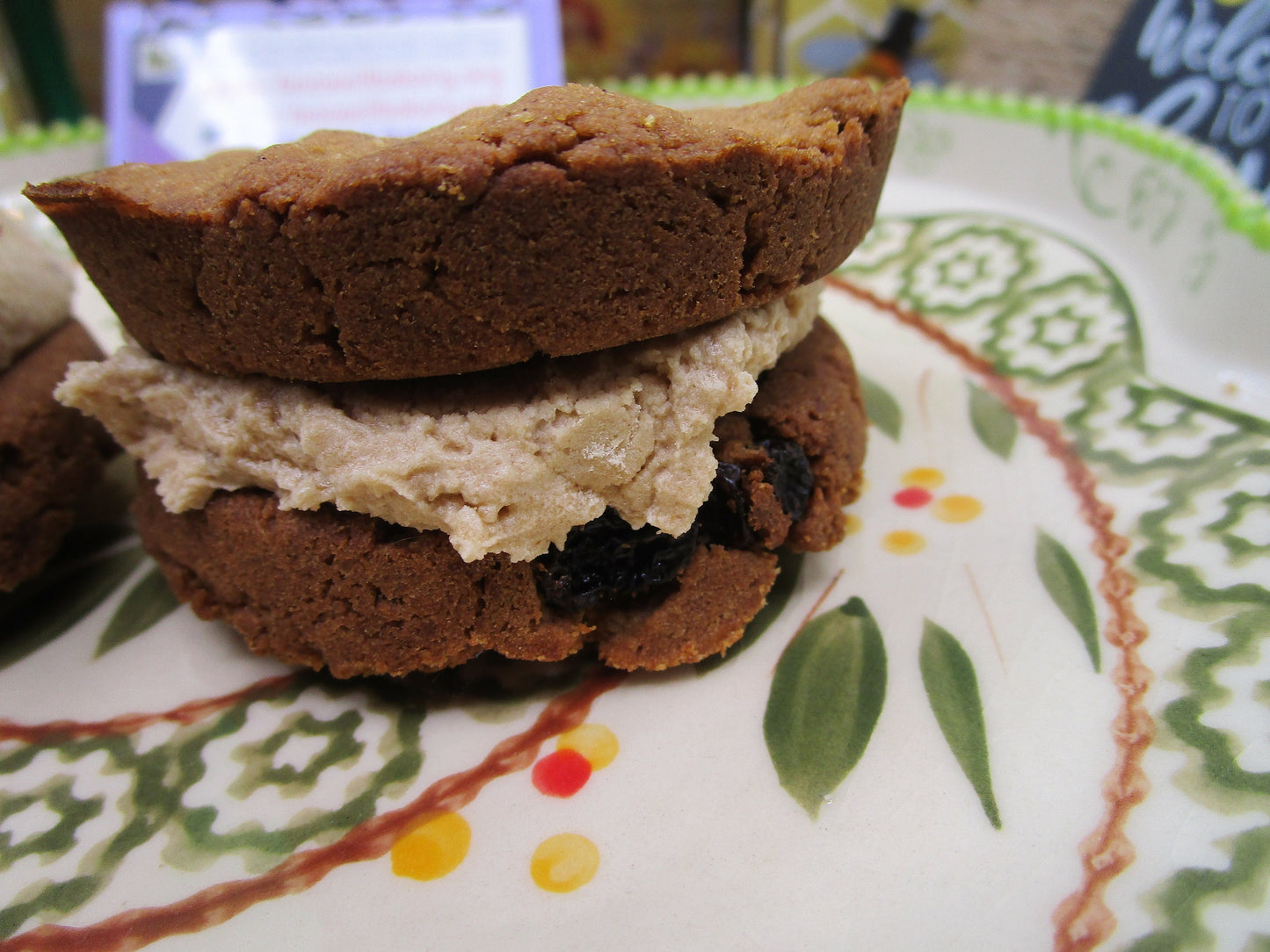 High Protein Cookie Sandwich, Gluten Free, Dairy Free, Vegan, Anabolic, Cinnamon Raisin, Creme Pie, Fitness Dessert, Post Work Out Snack