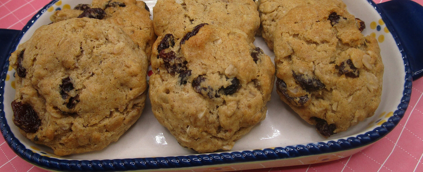 Oatmeal Raisin Cookie, Gluten Free, Dairy Free, Egg Free, Nut Free, Vegan, School Safe, Grandma's, Iced, Cinnamon, Sulfite Free, Fathers Day