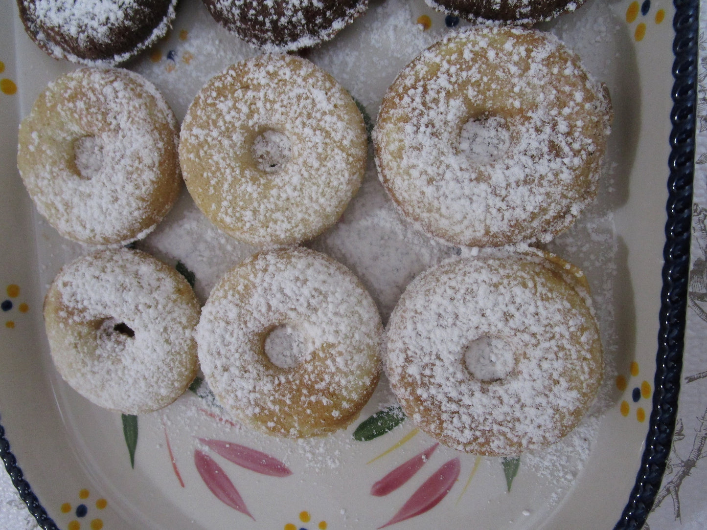 Gluten Free Mini Powdered Donuts, Sugar Free, Dairy Free, Vegan, Egg Free, Nut & Peanut Free, Vanilla, Chocolate, Valentine's Day Treats