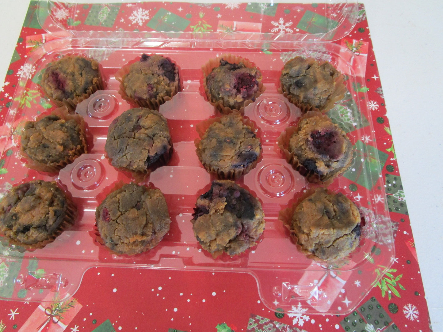 AIP Paleo Mini Muffins, Grain Free, Gluten free, Dairy Free, Vegan, Low Sugar, Nut Free, Memorial Day, Clean Eating, Autoimmune Protocol