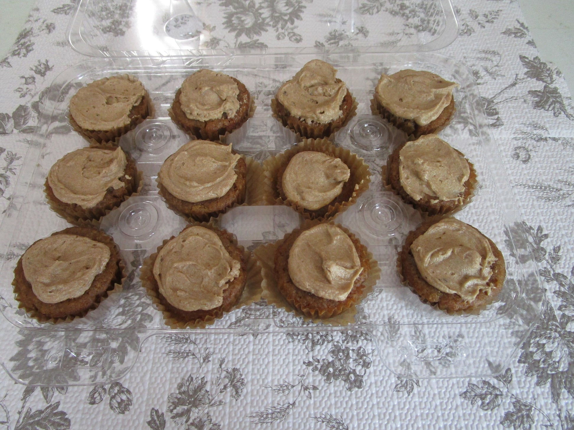 AIP Paleo Mini Cupcakes with Maple Frosting, Grain free, Gluten Free, Vegan, Dairy Free, Nut Free, No Refined Sugar, Low Histamine, FODMAP