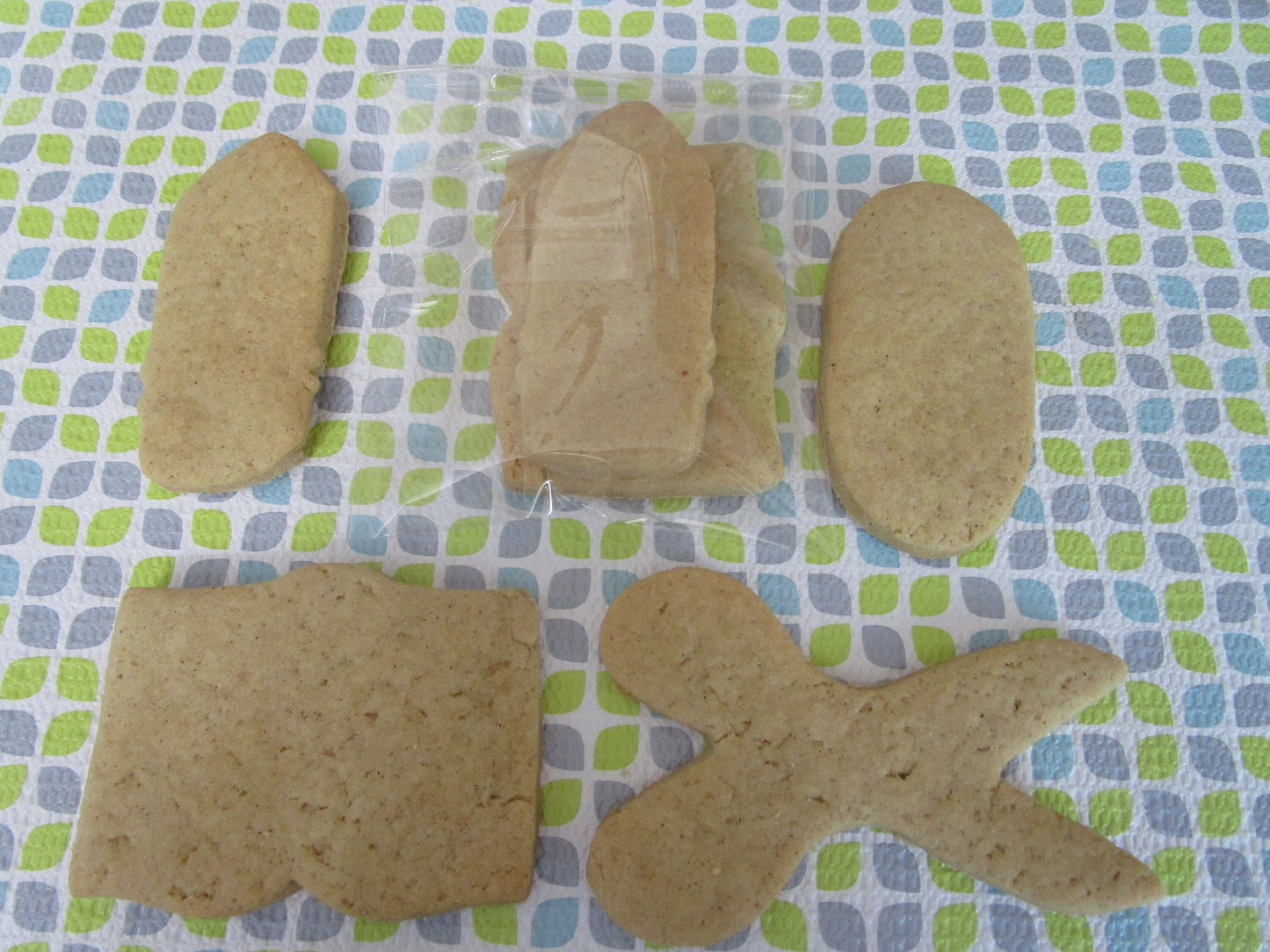 Cookie Decorating Kits, Back to School, Gluten Free, Egg Free, Dairy Free, Crayon, Scissor, Glue, Nut Free, School Safe, Edible Crafts, Gift