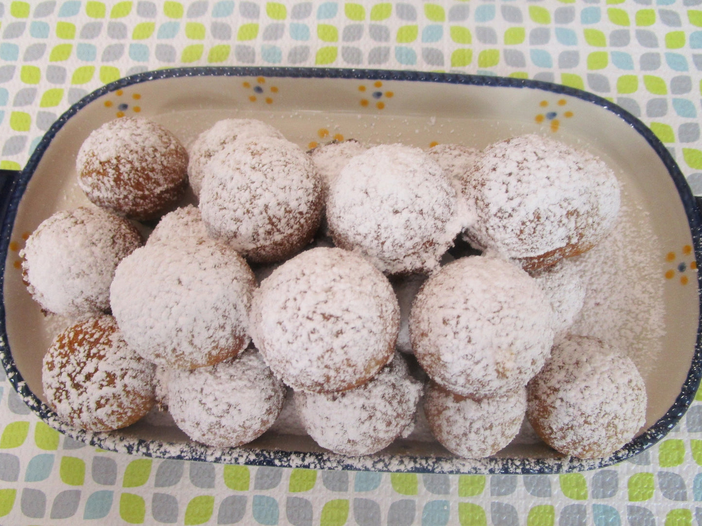 Munchkins, Gluten Free, Dairy Free, Egg Free, Powdered, Vanilla, Chocolate, Vegan, Nut Free, Class Party, Christmas, School Safe, New Years