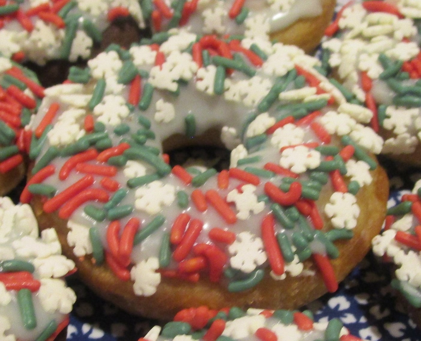 Gluten Free Mini Donuts, Christmas, Dairy Free, Vegan, Vanilla, Chocolate, Nut Free, Holiday Party, School Safe snacks, Natural Sprinkles
