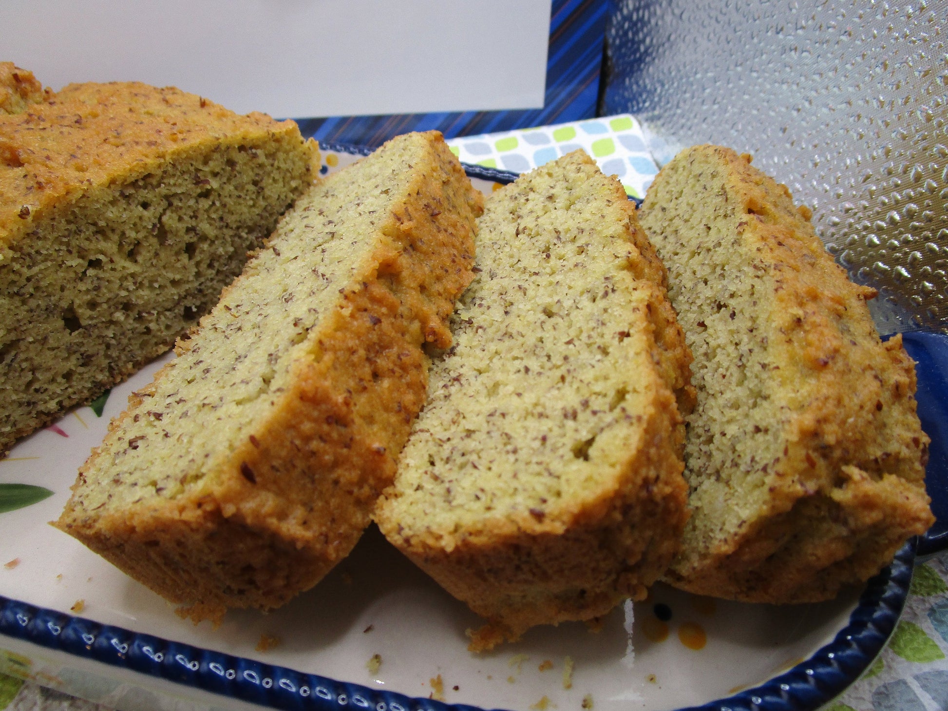 Gluten Free Sandwich Bread, Paleo, Grain Free, Dairy Free, Soy Free, Yeast Free, Preservative Free, High Fiber, Sugar Free, Low Carb bread