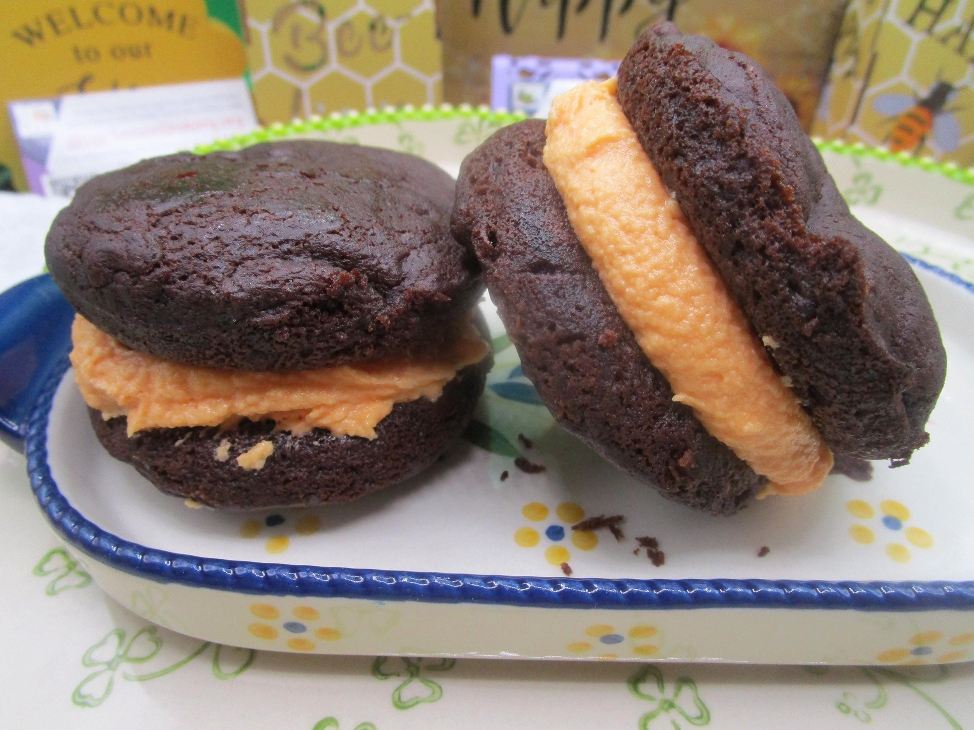 Whoopie Pies, Halloween , Gluten Free, Dairy Free, Vegan, Egg Free, Nut Free, Healthy snacks, Candy Corn, Marshmallow, Plant based colors