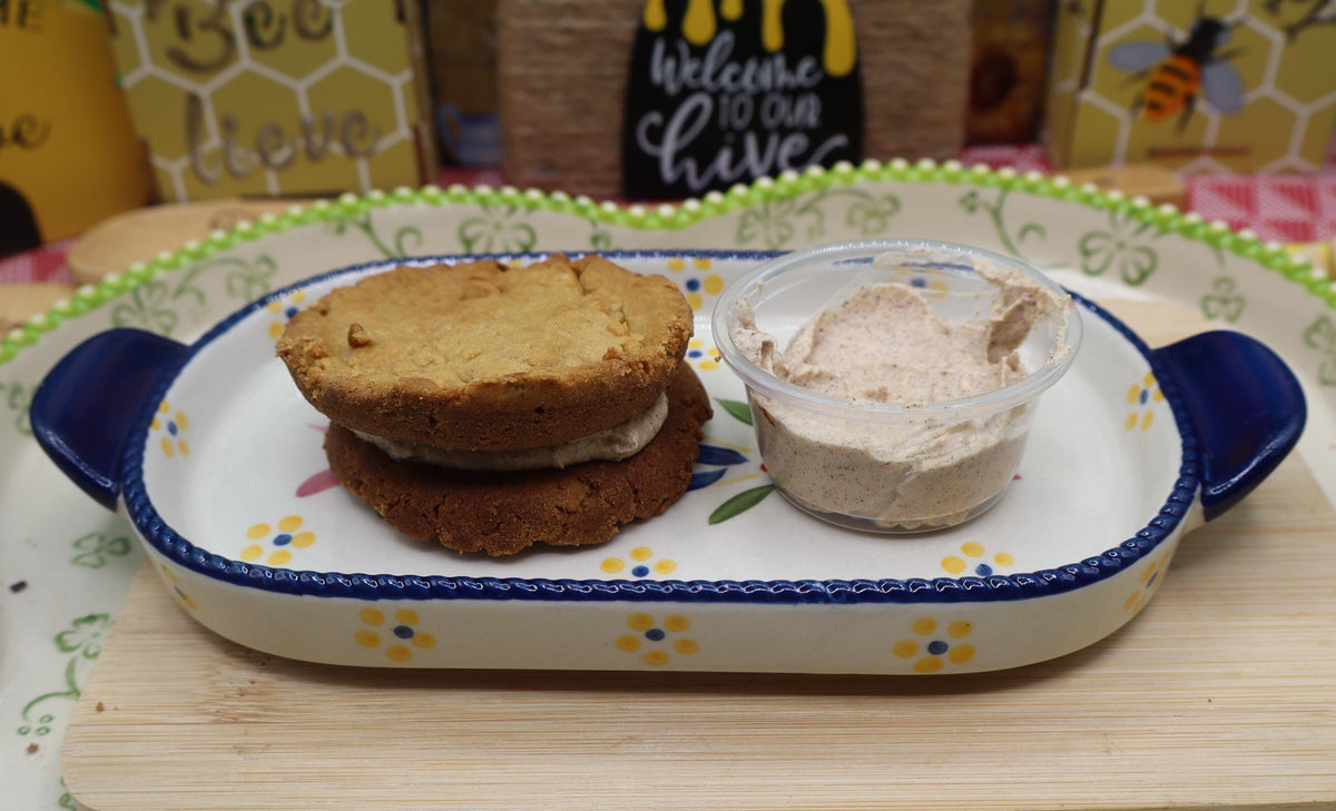 High Protein Cookie Sandwich, Fall Flavors, Gluten Free, Sugar Free, Dairy Free, Egg Free, Pumpkin Spice, Apple Spice, Gingerbread, Fitness