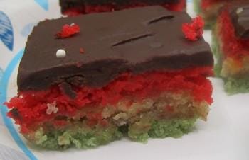 Holiday Gluten Free Bakery Gift Box–Dairy Free, Christmas Cookies, Brownies, Blondies, Rainbow cookies, Munchkins, Gingerbread Festive Treat