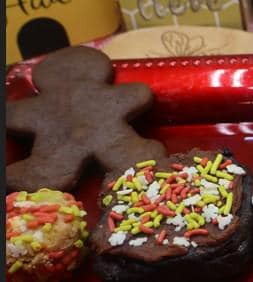 Holiday Gluten Free Bakery Gift Box–Dairy Free, Christmas Cookies, Brownies, Blondies, Rainbow cookies, Munchkins, Gingerbread Festive Treat