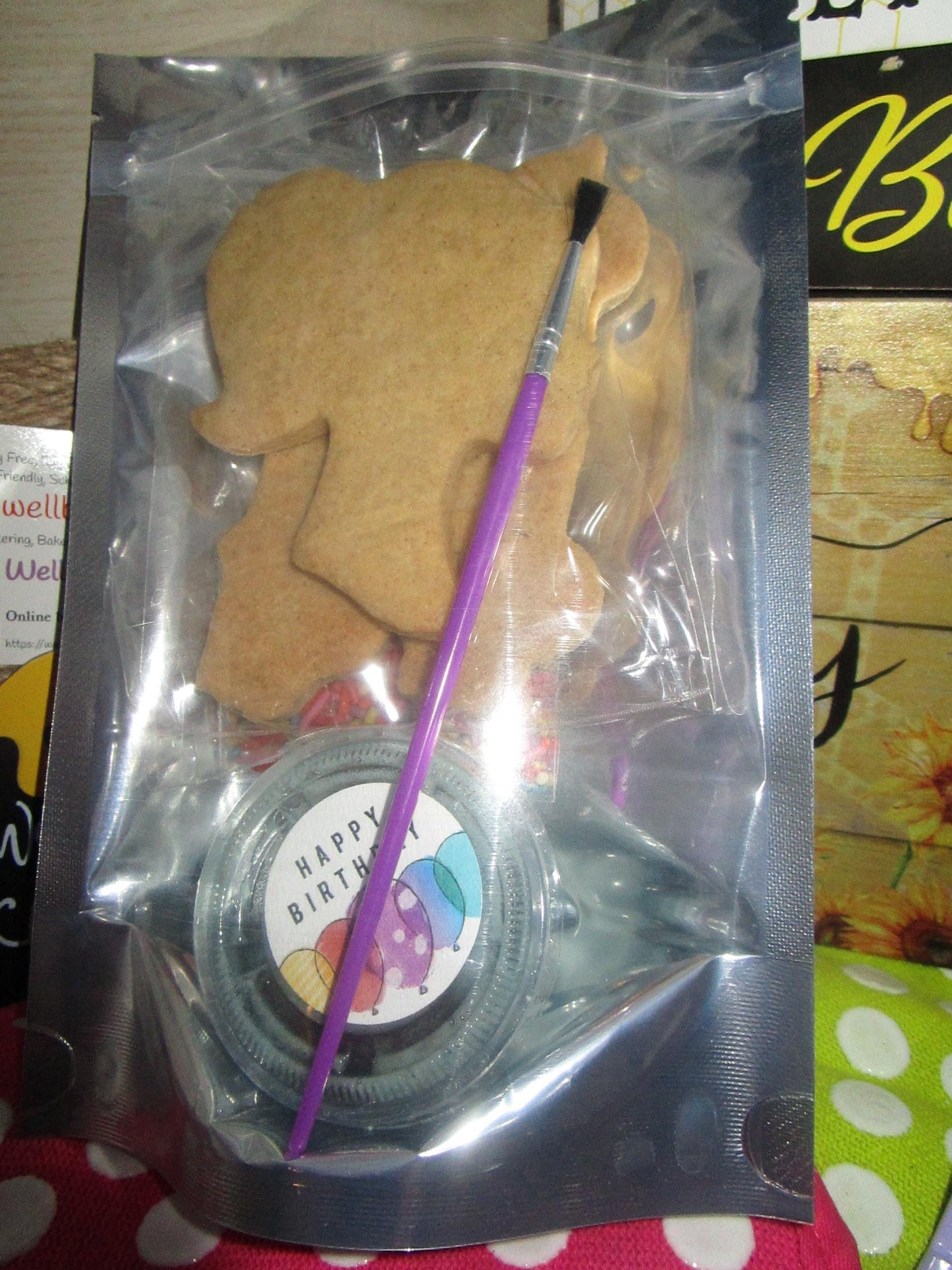 Cookie Kits, Dolls, Fashion, Gluten Free, Dairy Free, Egg Free, Nut Free, Birthday favors, Party Pack, Custom Orders, Fundraisers, Car, Pink