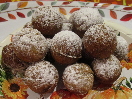 Gluten Free Munchkins, Dairy Free, Vegan, Chocolate, Vanilla, Cinnamon, Peanut Free, School Snack, Classroom Parties, Valentine's Day treats