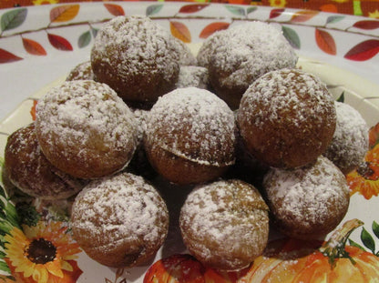 Gluten Free Munchkins, Dairy Free, Vegan, Chocolate, Vanilla, Cinnamon, Peanut Free, School Safe Snacks, Saint Patrick's Day, Easter Treats