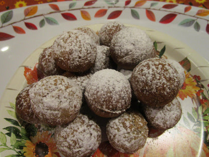 Gluten Free Munchkins, Dairy Free, Vegan, Chocolate, Vanilla, Cinnamon, Peanut Free, School Safe Snacks, Saint Patrick's Day, Easter Treats