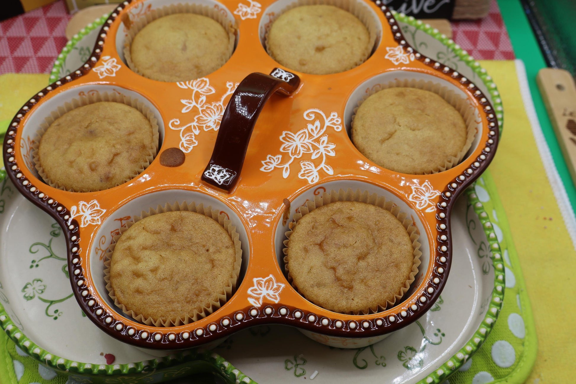 Gluten Free Cupcakes, Dairy Free, Vegan, Peanut Free, School Safe Birthday Party snacks, Easter Dessert, Organic, Natural Sprinkles, Gifts