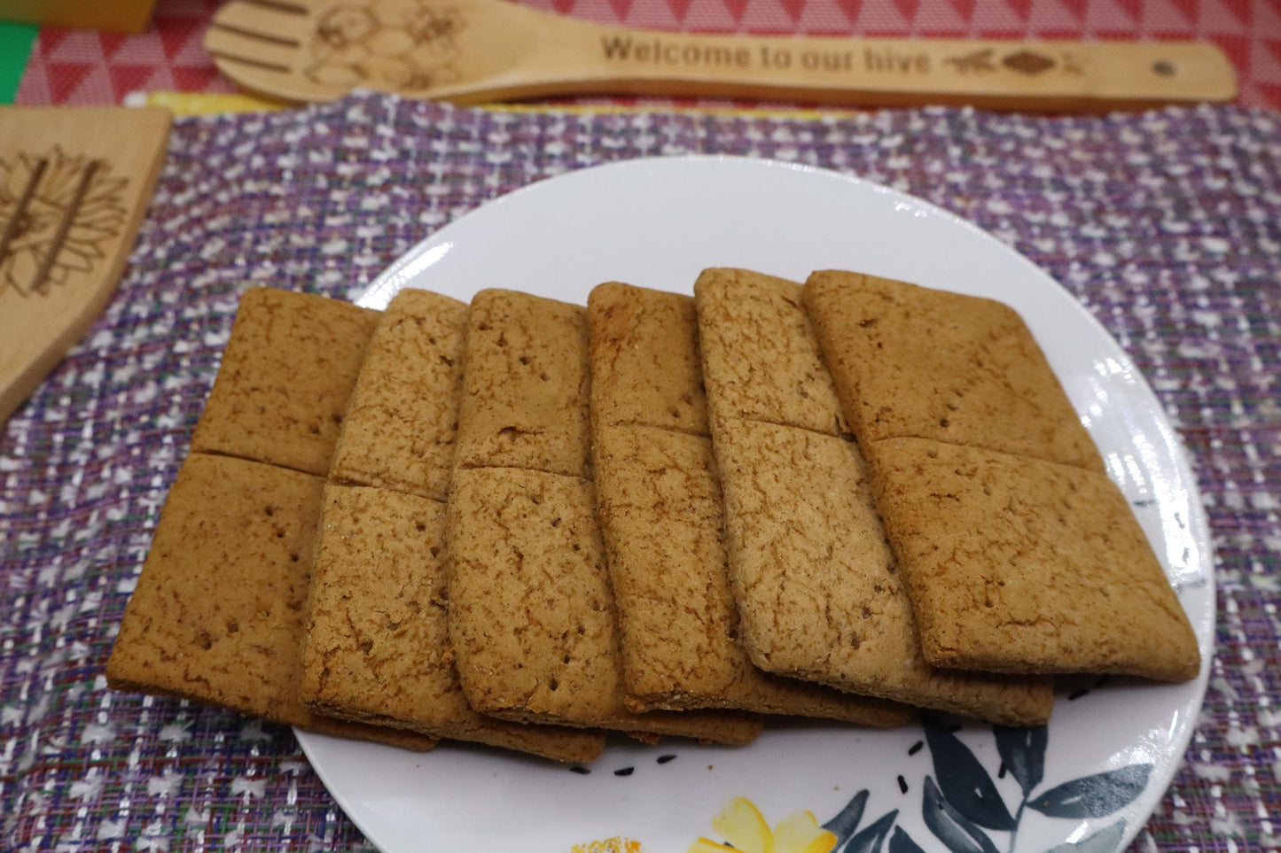 Gluten Free Protein Graham Crackers, Sugar Free, Dairy Free, Egg Free, Vegan, Nut Free, Fitness Snacks, Cinnamon, Gingerbread, Holiday Gifts