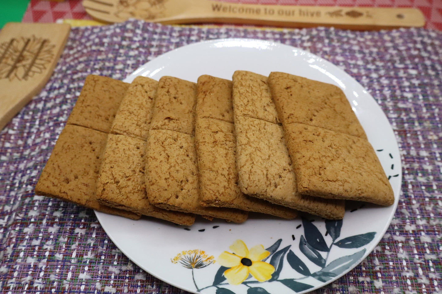 Gluten Free Protein Graham Crackers, Sugar Free, Dairy Free, Egg Free, Vegan, Nut Free, Fitness Snacks, Cinnamon, Gingerbread, Holiday Gifts