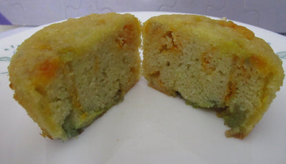 Super moist , Plant based sprinkles. NO ARTIFICIAL FOOD COLORS!!