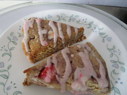 KETO, Scone, Sugar Free, Gluten Free, Dairy Free, Vegan, Egg Free, Strawberry, Pastry, Low Net Carbs, Erythritol Free, Diet, Brunch, Pastry