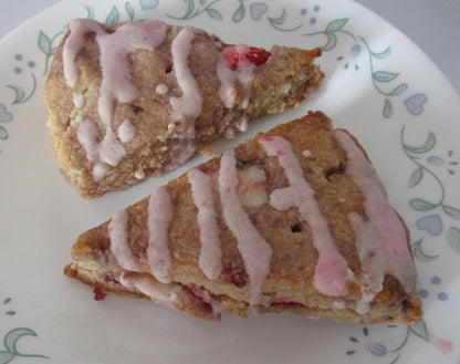 KETO, Scone, Sugar Free, Gluten Free, Dairy Free, Vegan, Egg Free, Strawberry, Pastry, Low Net Carbs, Erythritol Free, Diet, Brunch, Pastry