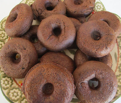 Donut, Mini, No Refined Sugar, Gluten Free, Egg Free, Dairy Free, Nut Free, Chocolate, Vanilla, Coconut Sugar, Birthday, Brunch, Easter Gift