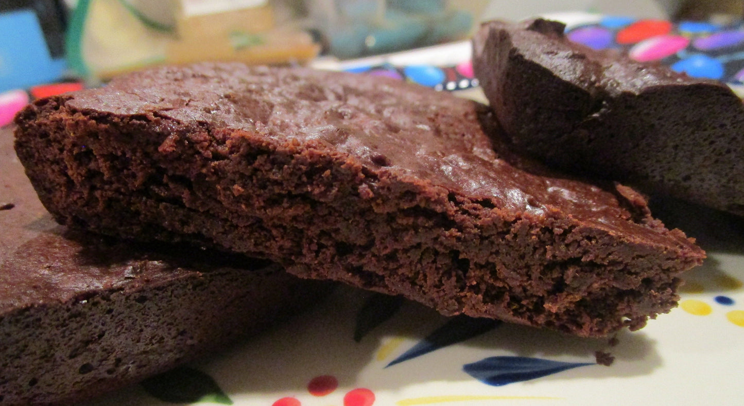 AIP Paleo Brownie, Gluten Free, Vegan, Low Fodmap, Dairy Free, Egg Free, Autoimmune Protocol, Nut Free, Tiger Nut Flour, Carob, Hashimoto