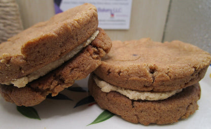 AIP Paleo, Whoopie Pie, Grain Free, Gluten Free, Dairy Free, Egg Free, Maple Cream, No Refined Sugar, Autoimmune Protocol, Hashimoto Diet