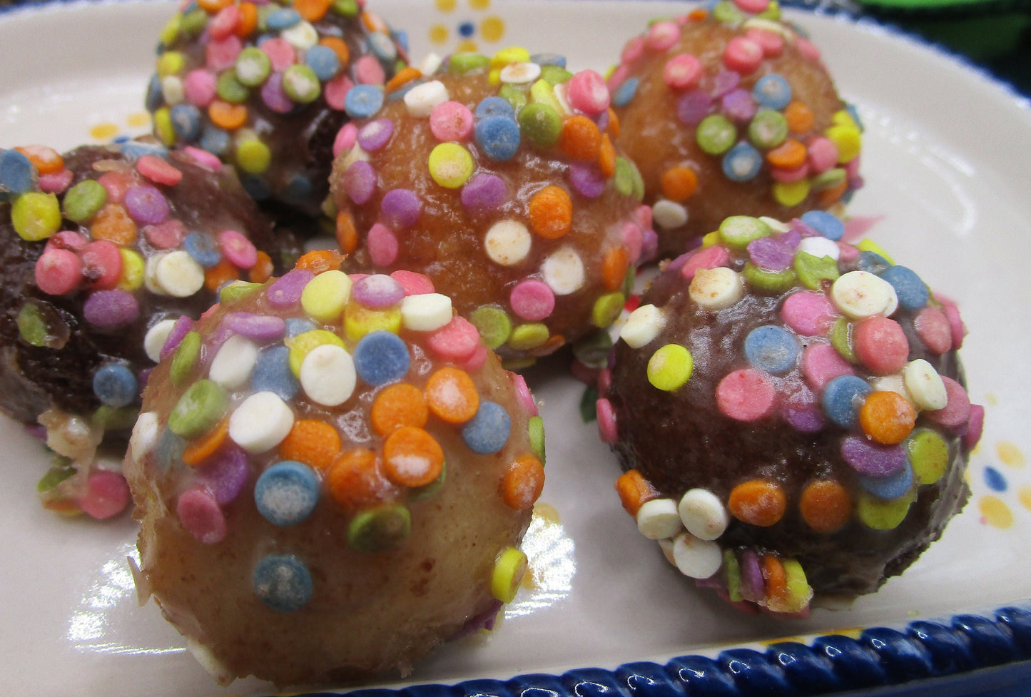 Munchkins, Gluten Free, Dairy Free, Egg Free, Glazed, Sprinkles, Nut Free, Oat Free, School Safe, Birthday Party, No Refine Sugar, Camp, BBQ
